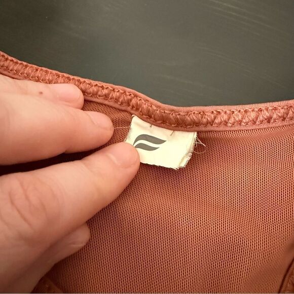 Fabletics Trinity High Impact Sports Bra Womens Size M Pink Athleisure Gym Yoga - Picture 5 of 8